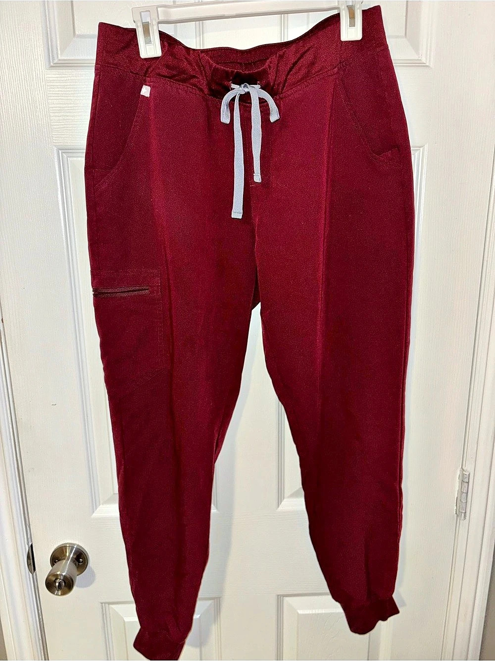 FIGS Zamora Jogger Scrub Pant Women's Joggers Red Size Large